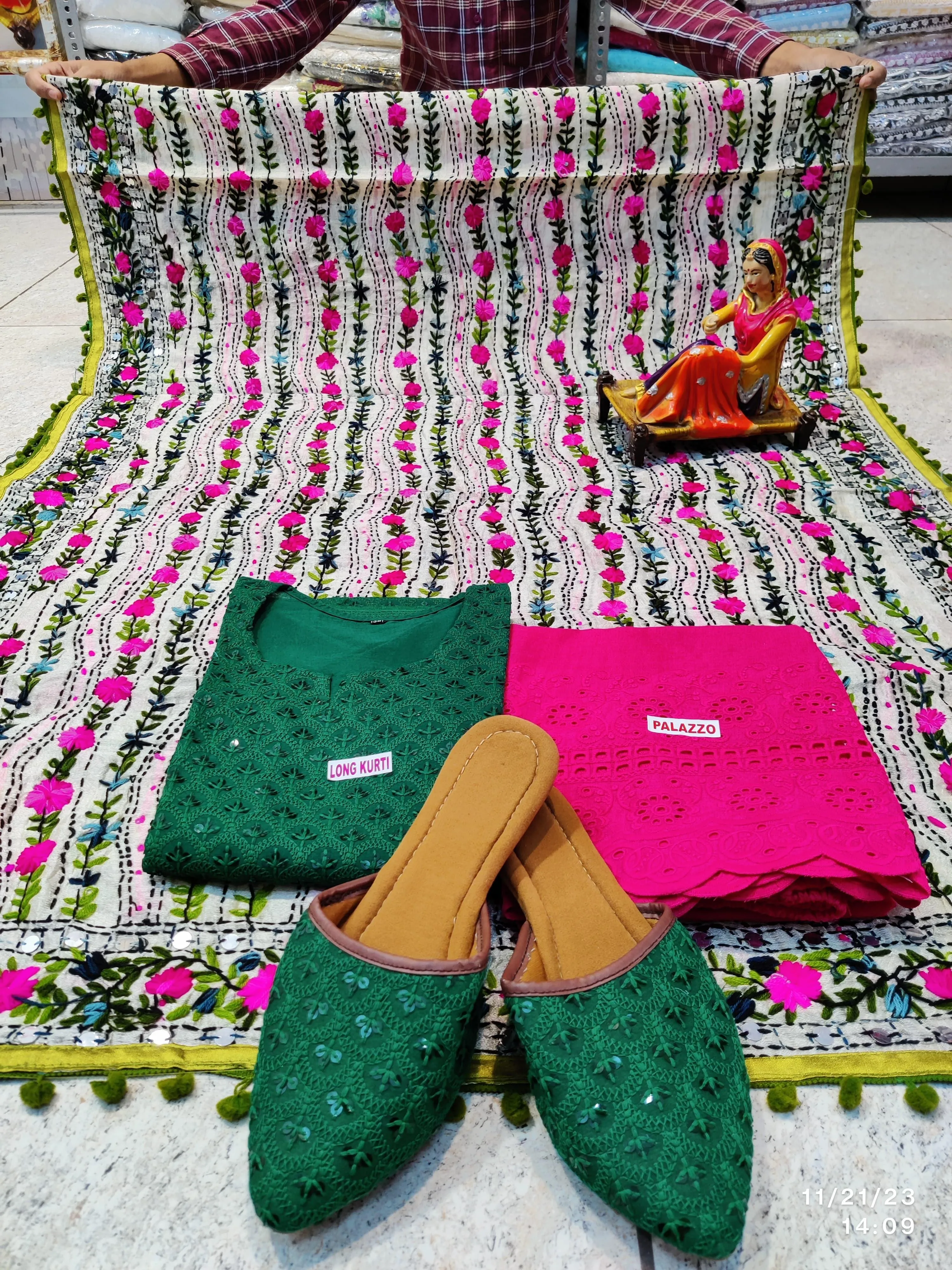 Green and Bright Pink Ensemble 4 Pc With Jutti , Chikankari Kurti Pallazo and Elegant Mirror work Dupatta