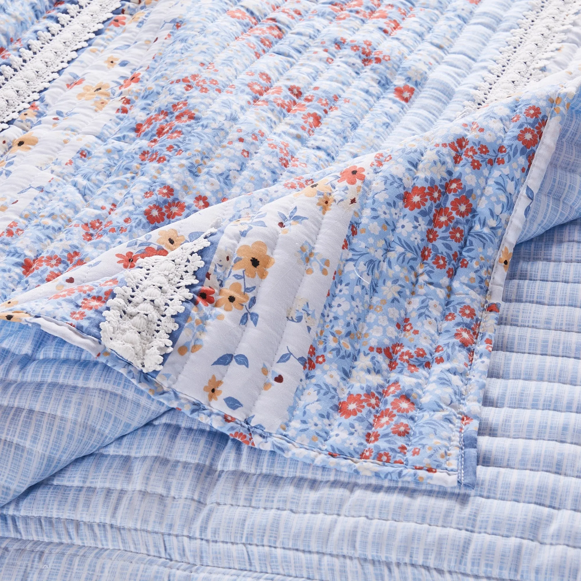 Greenland Home Fashions Betty Lace-Embellished Throw Blanket - 50x60", White