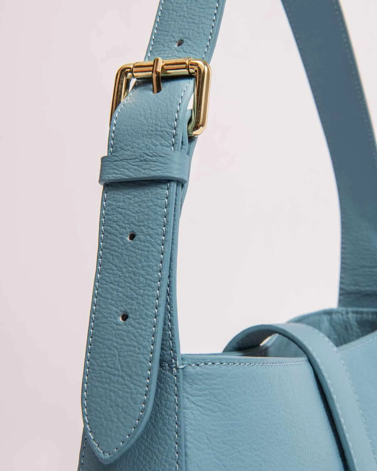 VALENTA Baguette Bag - Light Blue