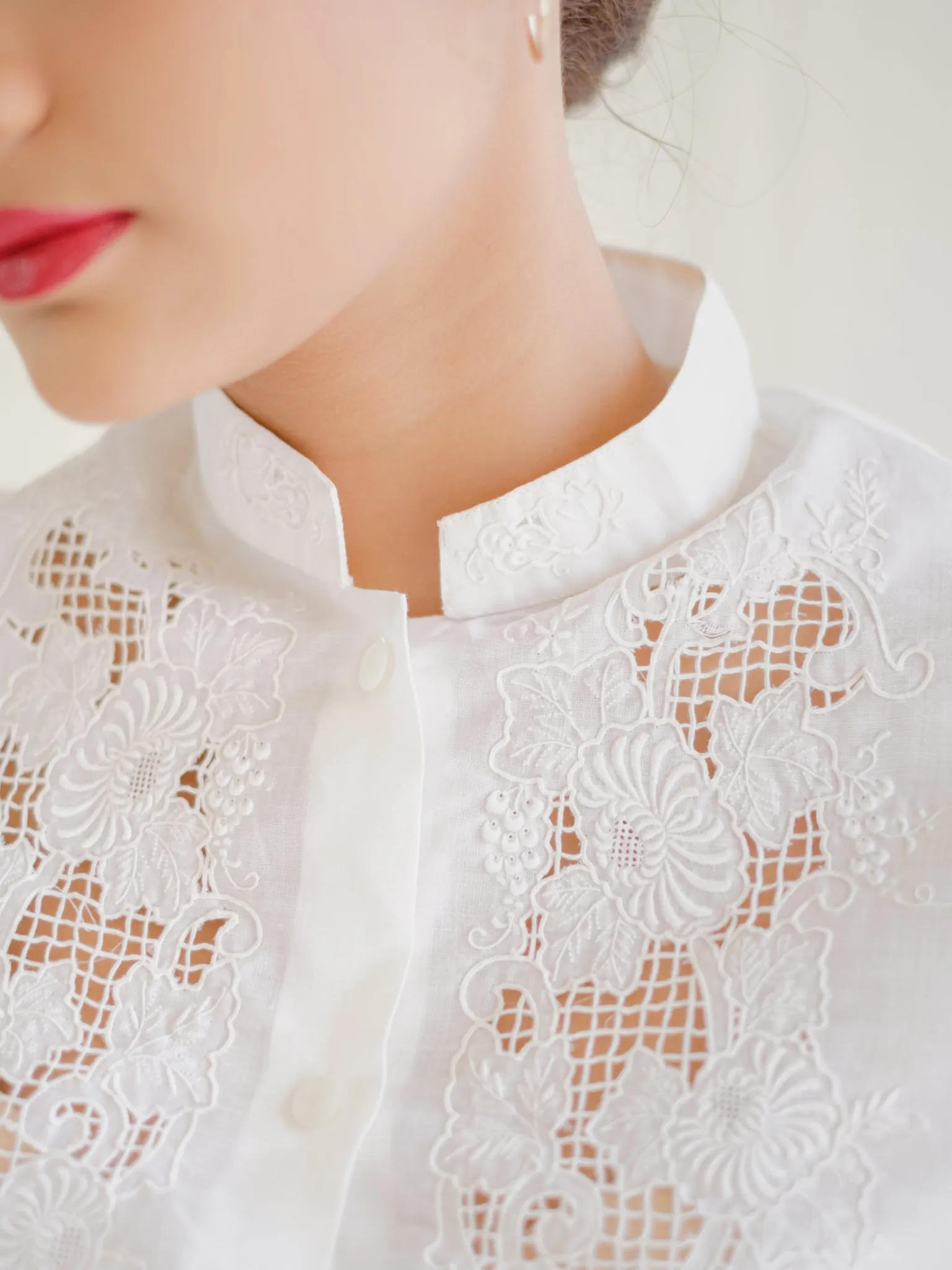 Vintage Embroidered Mandarin Neck Floral White Blouse
